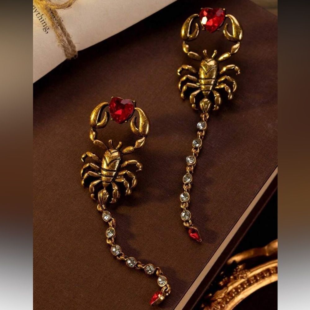 Scorpion Dangle Earrings A1405